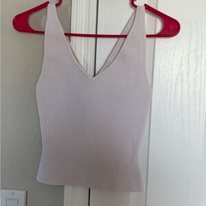 Babaton Ribbed V-Neck Tank Top - Lilac